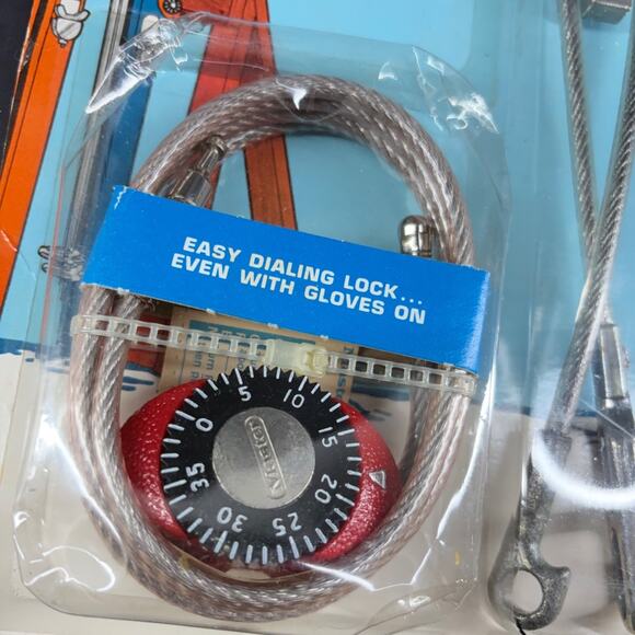 Master Ski Lock No. 859 Vinyl-Coated Steel Cable Combination Lock For Skis & Pol - Picture 6 of 7